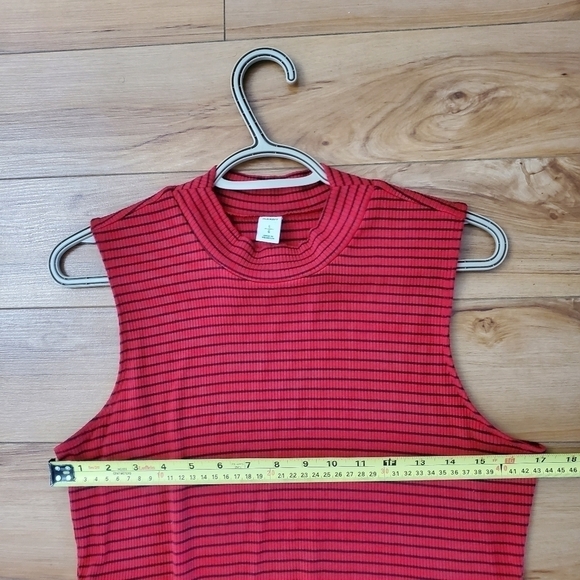 OLD Navy Women's Dress Mock Neck Red Stripes Ribbed Size Large - Picture 8 of 11